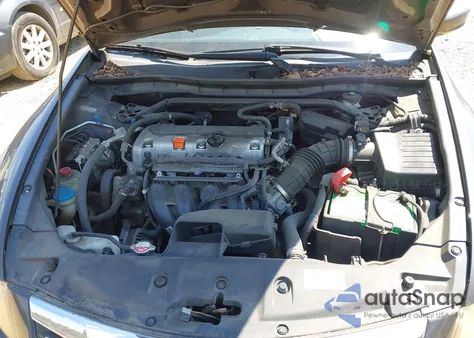 2011 Honda Accord 2.4 Ex-L from USA, damaged, VIN 1HGCP2F87BA048109